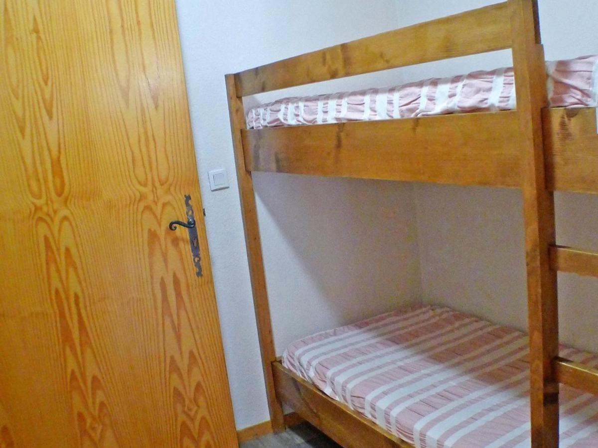 Appartement Cosy Avec Piscines, Parking Et Wifi A Samoens - Fr-1-629-32 Bagian luar foto