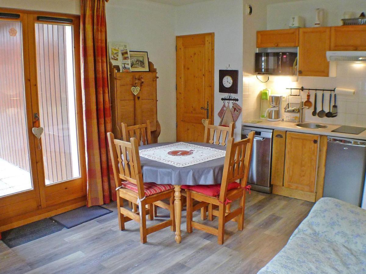 Appartement Cosy Avec Piscines, Parking Et Wifi A Samoens - Fr-1-629-32 Bagian luar foto